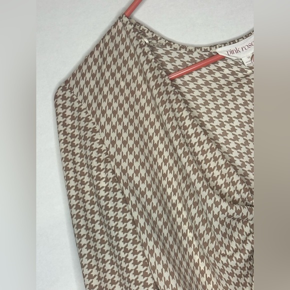 Pink Rose tan/wht tie top wrap blouse - Picture 6 of 8